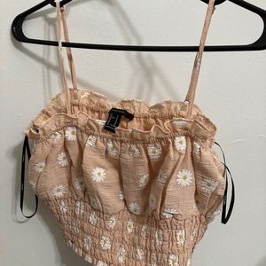 Pink top with daisies